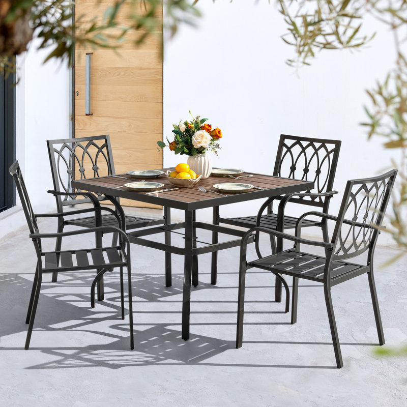 Ensemble de salle à manger 5 pièces empilable avec trou pour parasol et plateau en faux bois