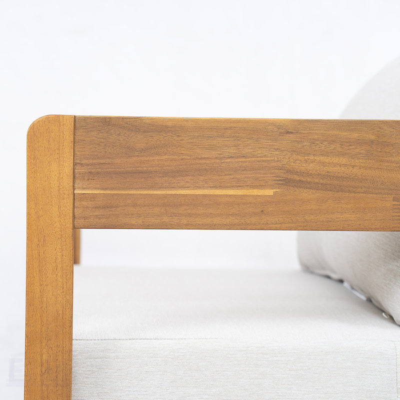 Fauteuil club pivotant en bois Telluride avec finition en teck et coussin beige pour la détente sur le patio, Teck
