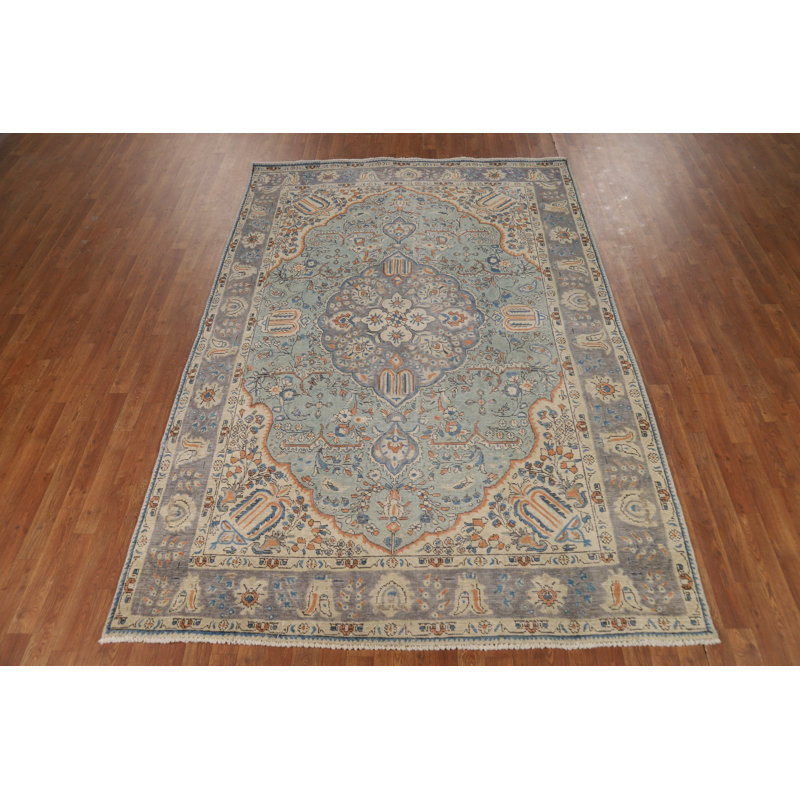 Tapis bleu clair floral traditionnel 6 x 9
