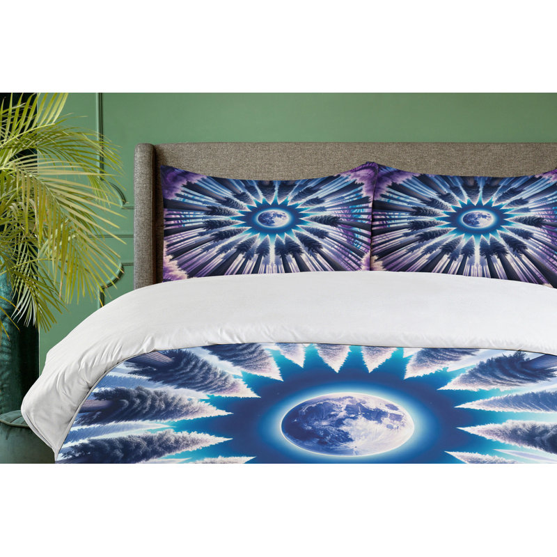 Trippy Duvet Cover, Queen Duvet Cover + 2 Standard Shams