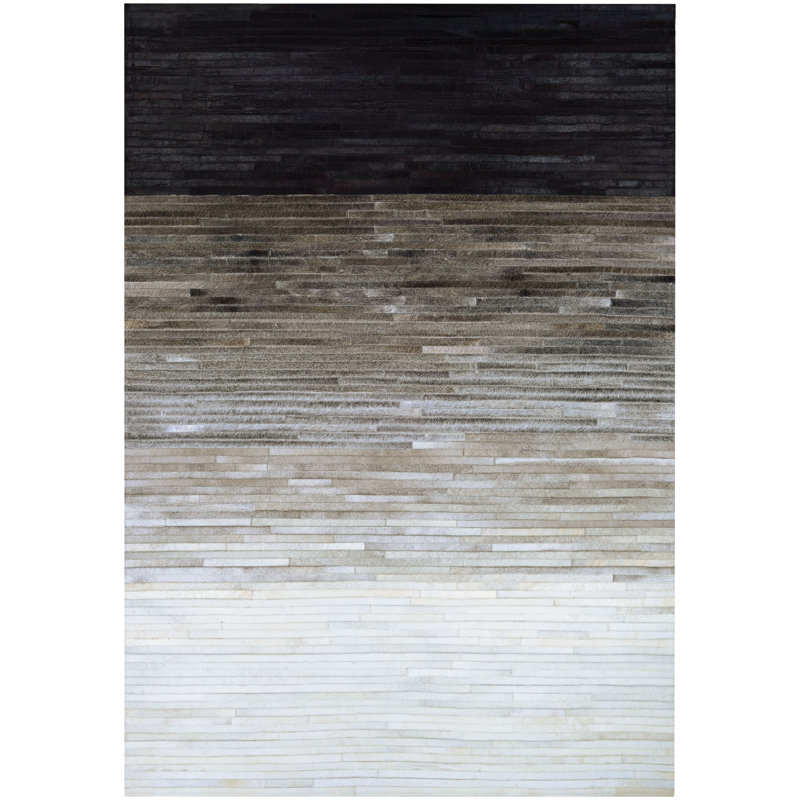 Tapis gris en laine de vache Ashlie, Rectangle 2 pi x 4 pi