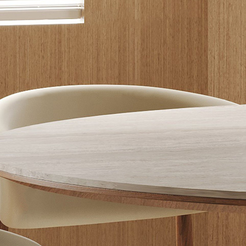 Petite table ronde de style médiéval, H 29,52 po x L 43,3 po x l 43,3 po