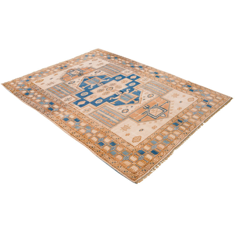 Tapis tribal unique en son genre