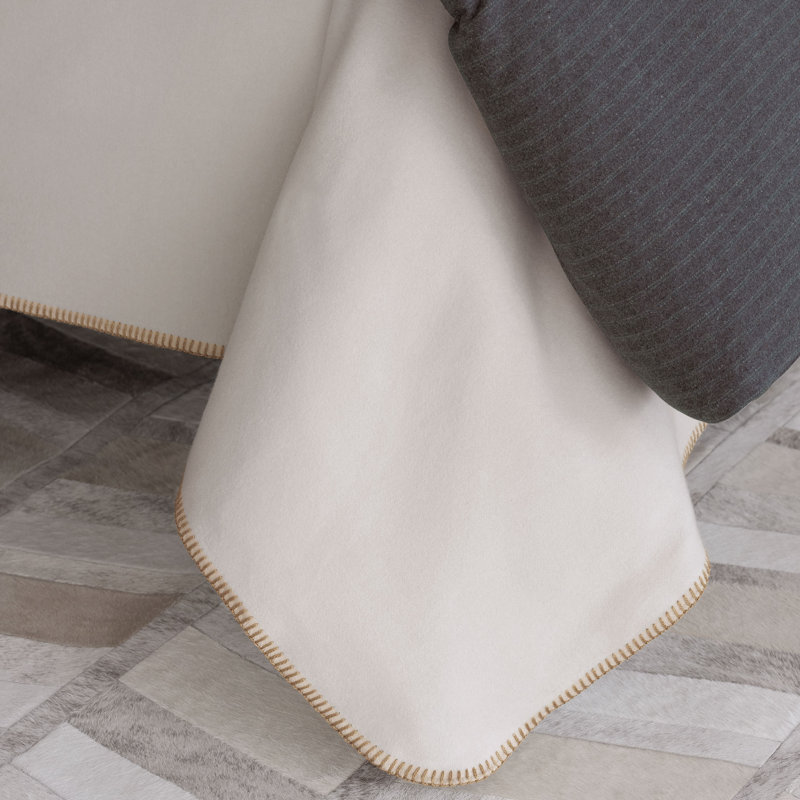 Couvre-lit 100% coton Pattinson crème, Couvre-lit simple