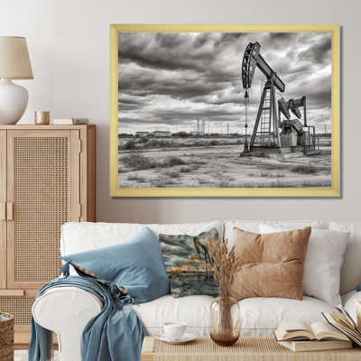 «Black and White Oil Drilling Rig Fields», reproduction sur toile