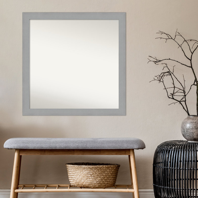 Miroir de salle de bain mural en nickel brossé, H 29,5 po x l 29,5 po