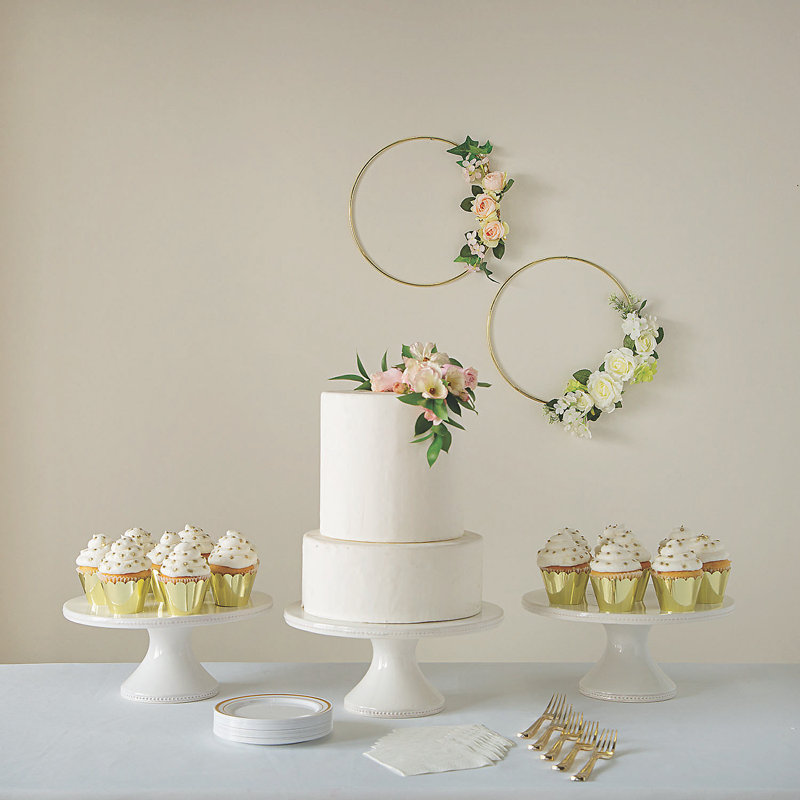 Faux Rose Metal 13'' Wreath