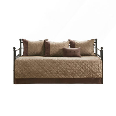 Reversible Daybed Cover Set With Faux Suede And Cotton Fill For Cozy Cabin Charm