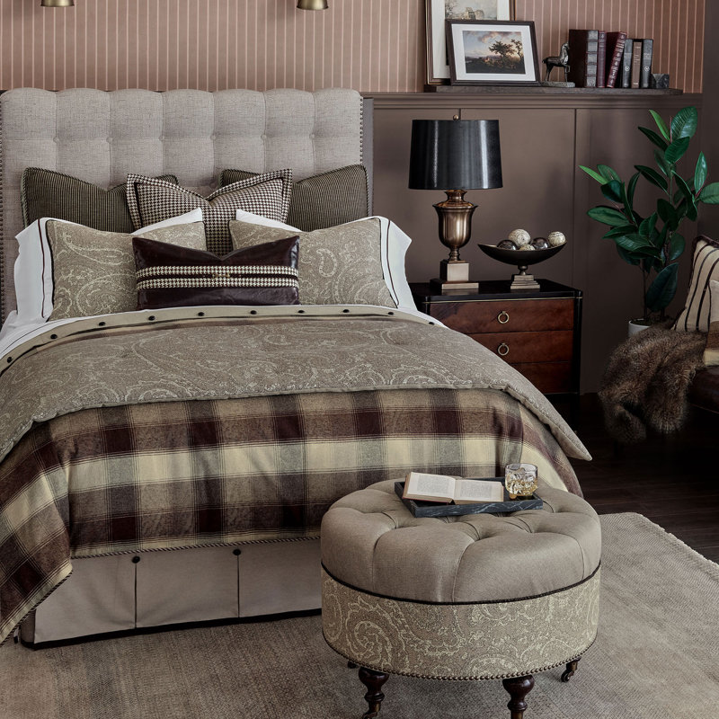 Highland Duvet Cover, Super Queen Duvet Cover + 5 Additional Pieces