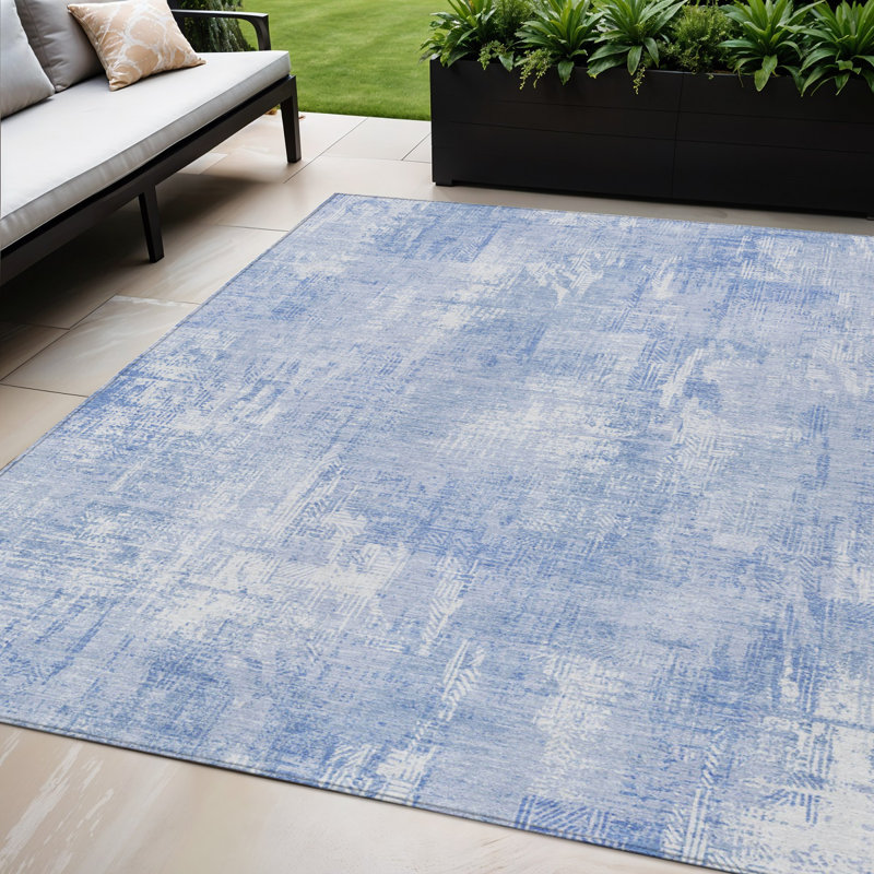 Tapis extérieur lavable abstrait bleu ciel et ivoire 5 pi x 8 pi bleu denim