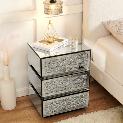 Table de chevet avec miroir, table d'appoint moderne à 3 tiroirs, table de bout décorative argentée avec diamants écrasés pour chambre à coucher, dortoir et salon, l 17,7 po x P 13,8 po x H 23,6 po