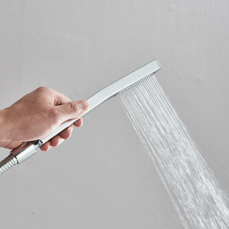 Système de douche complet avec valve brute