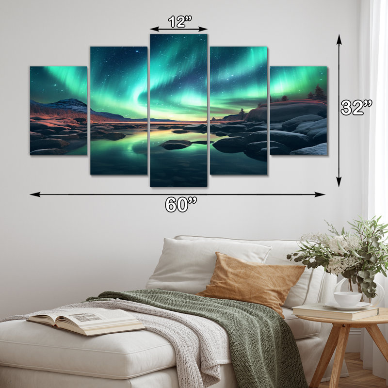 «Ethereal Northern Lights Water Reflections II», 5 pièces