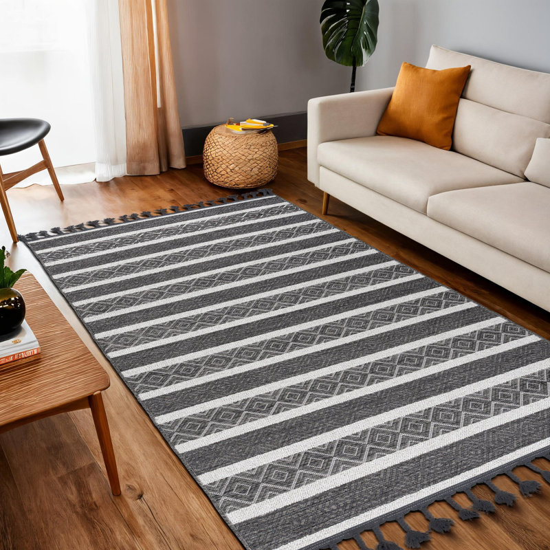 Elegant Machine-Woven Area Rug, 5.2 x 7.5 Feet, Grey | 64% Cotton, 21% Polyester, 15% Chenille | Antibacterial, Washable (30°C), 6 mm Pile Height | Perfect for Living Room, Bedroom, and Dining Spaces