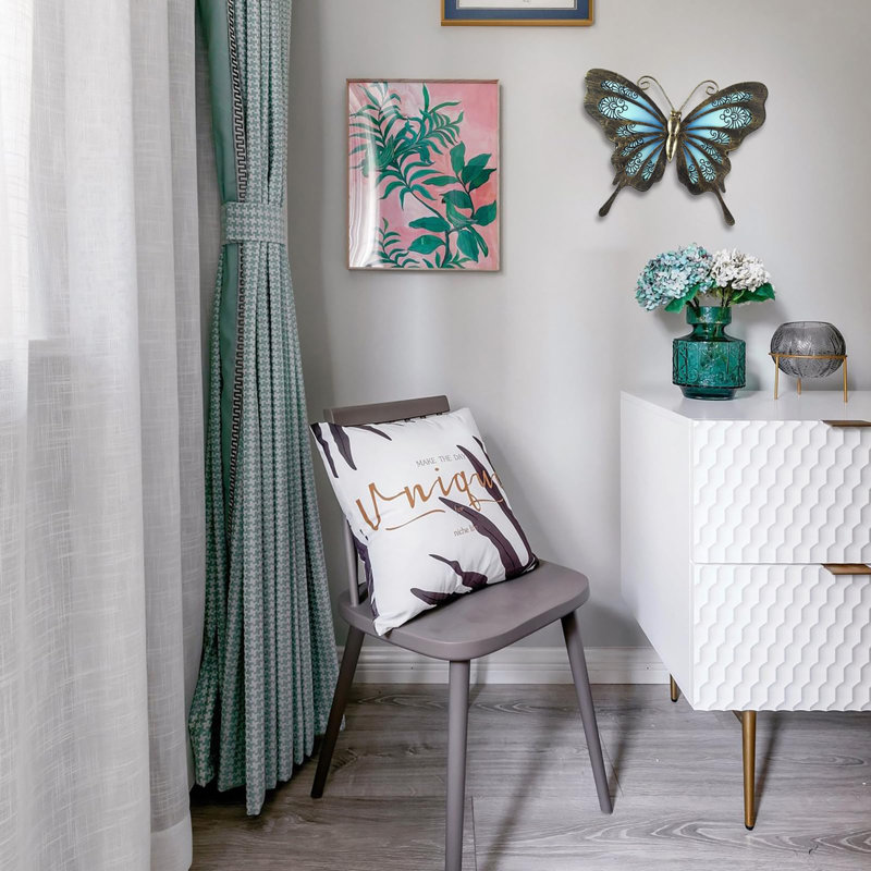 Wall Decor on Metal