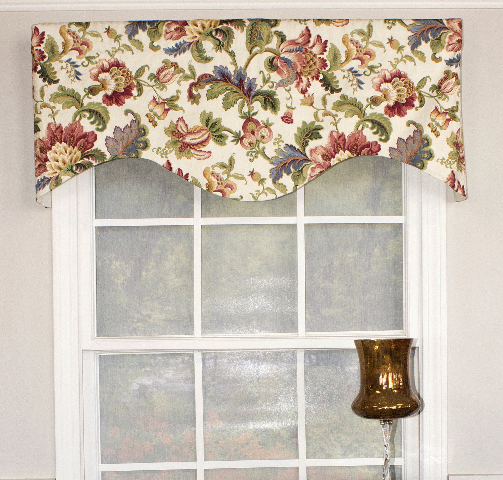 Astoria Grand Noblesse Scalloped Seales 50