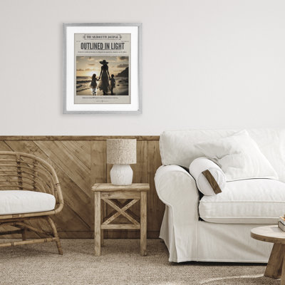 Contour dans un journal clair, impression encadrée sous verre, design par A Barefoot Stylist