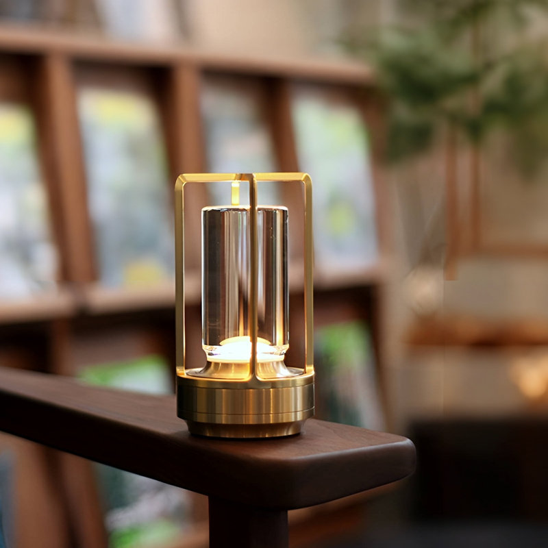 Lampe de table portative à intensité variable en métal Trimika USB
