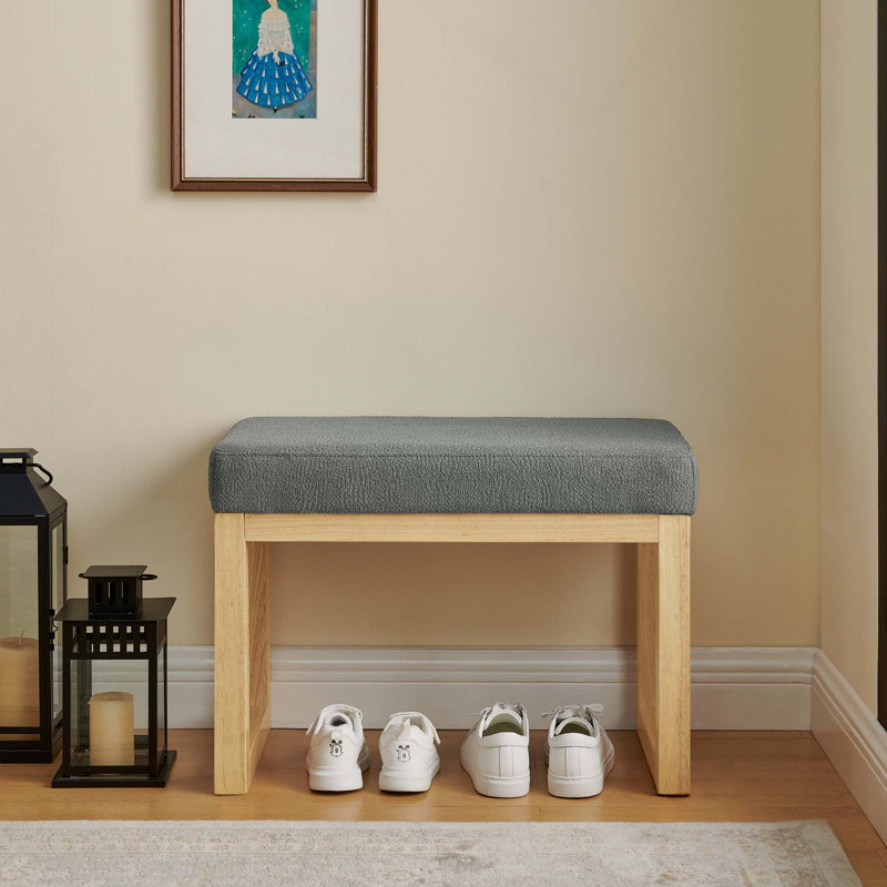 Banc à langer en bois avec assise rembourrée pour un siège confortable et un rangement polyvalent, facile à assembler