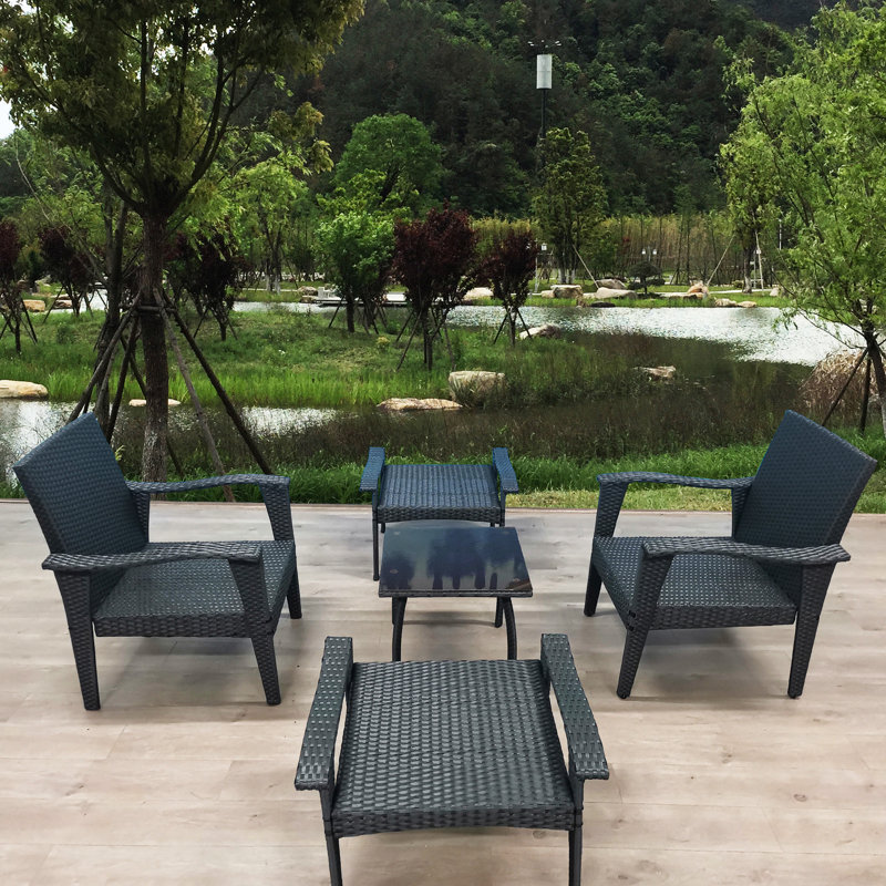 Patio Conversation: 5 avec chaise et coussins gris