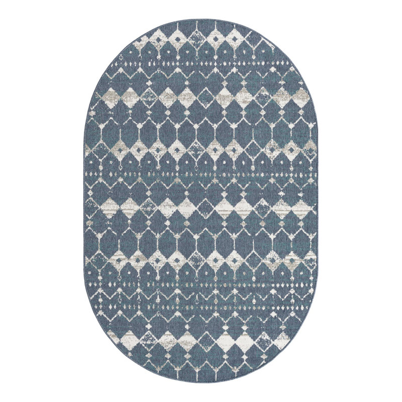 Geometric Indoor / Outdoor Rug, Oval 5'3" x 8'