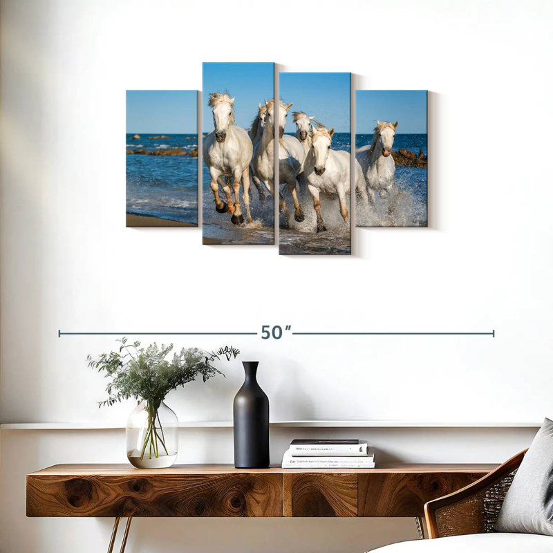 Brampt Camargue Horses, H 22 po x l 36 po