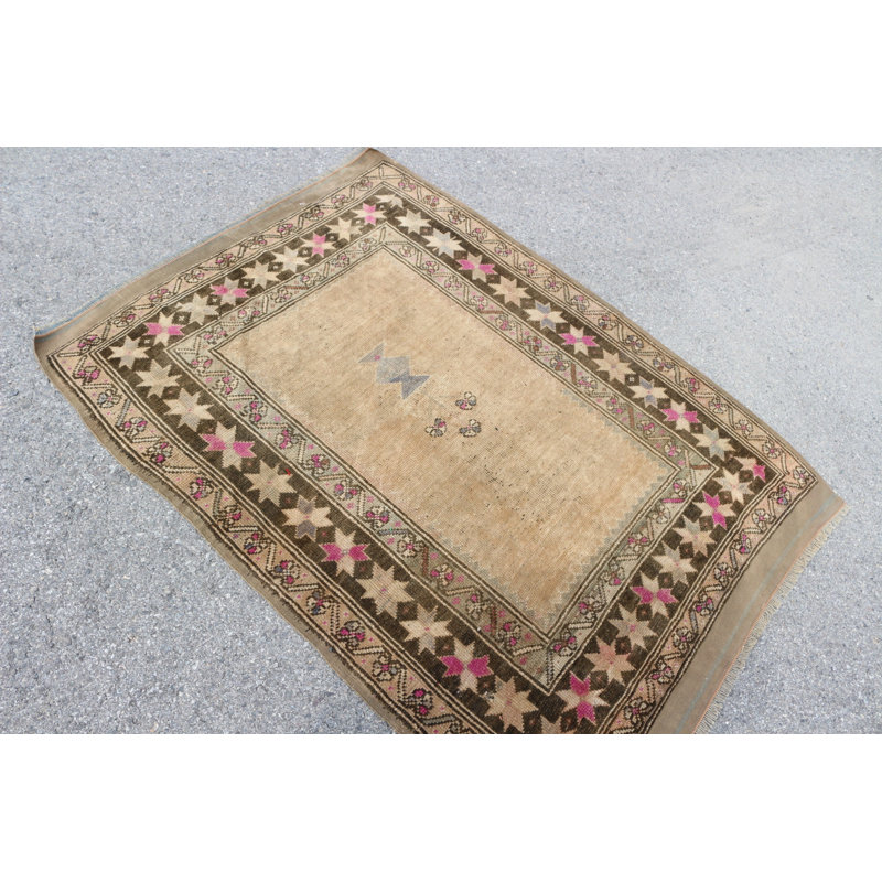 Tapis turc antique en brun pour l'élégance du bureau ou de la chambre à coucher et accentuation de style rétro
