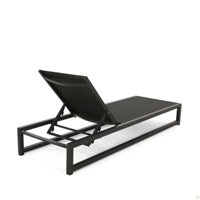 Chaise longue