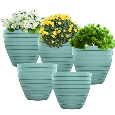 Ahmarria Plastic Indoor / Outdoor Pot Planter