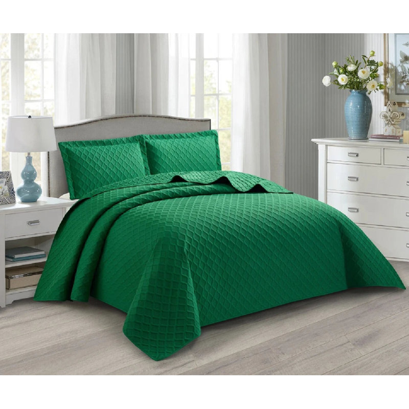3 Piece Quilted Bedspreads Diamond Check Embossed Pattern, Polyester Material, Durable, Box Stitching, with Matching Pillow Shams