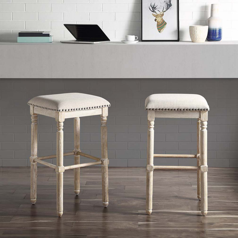Ensemble de tabourets de bar en polyester rembourrés de bois avec garniture cloutée, Beige, Chêne clair