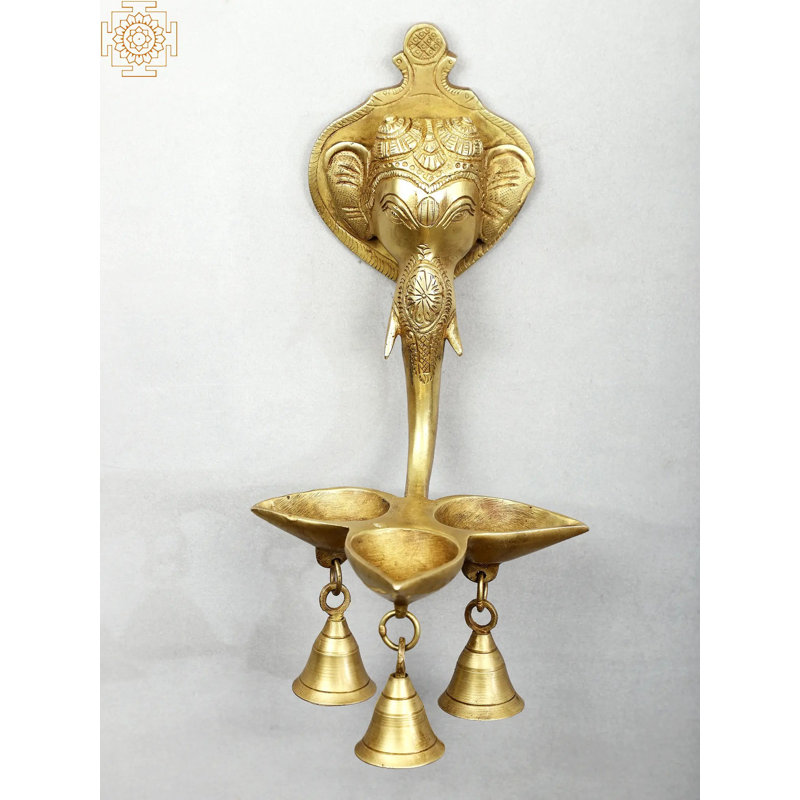 Décoration murale «Lord Ganesha Diya with Bells»
