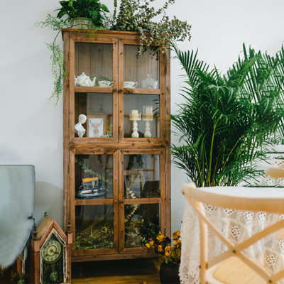 Bois massif + vitrines en verre