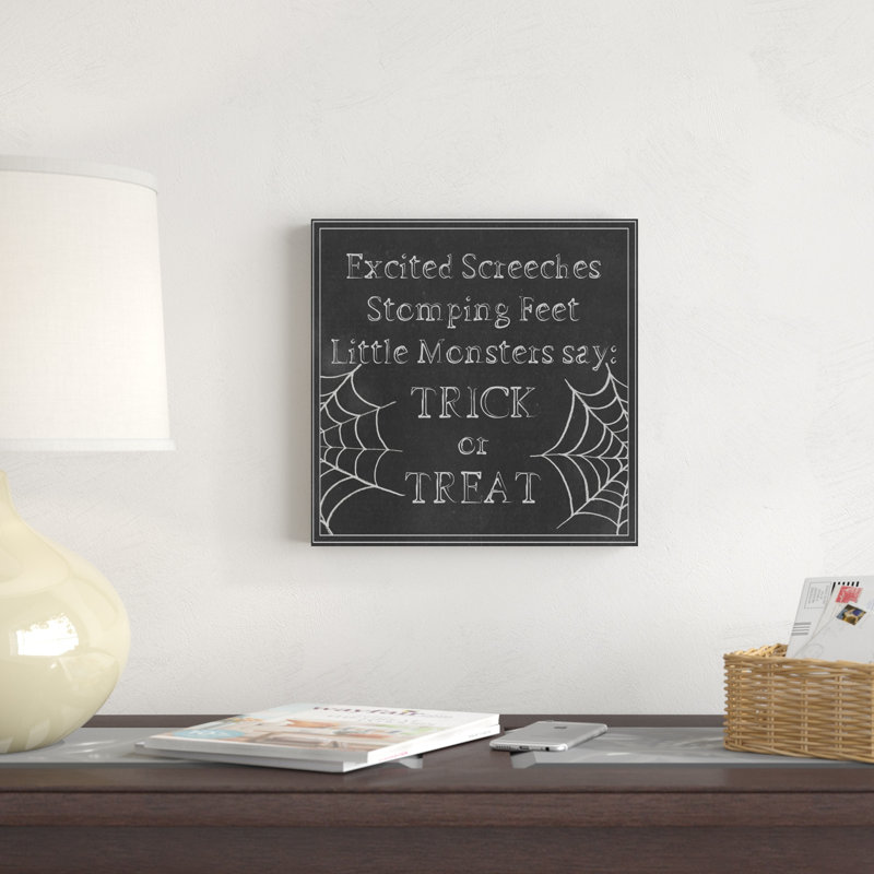 «Spooky Chalkboard I» par Grace Popp - art textuel sur toile tendue, H 12 po x l 12 po x P 1,25 po