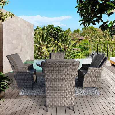 Chanta Round 5 - Piece 4 - Person 115Cm L Outdoor Table Set