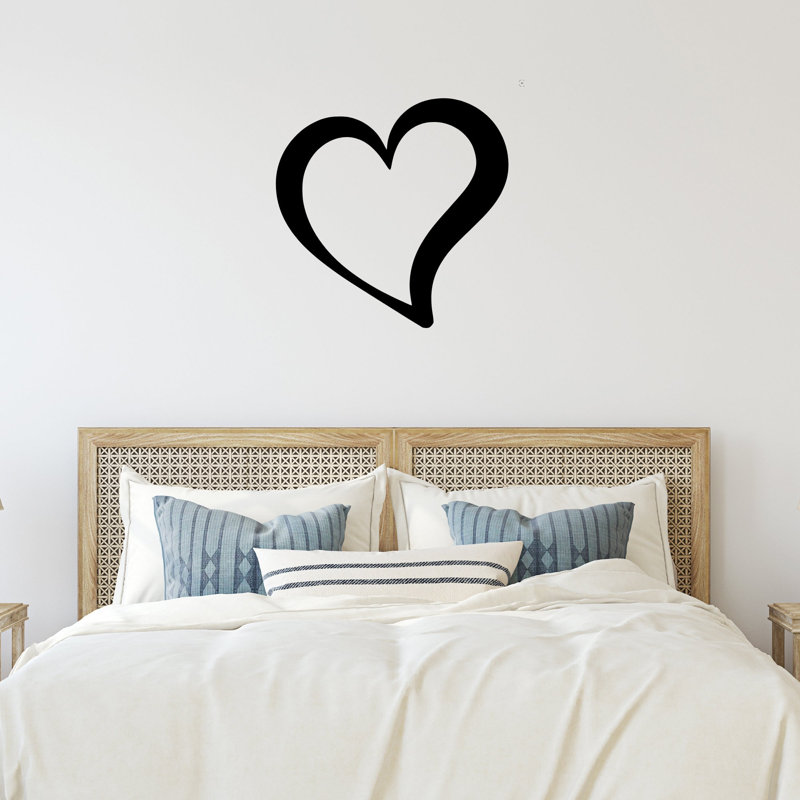 Metal Heart Love Sign, 20" H x 20" W x 0.1" D