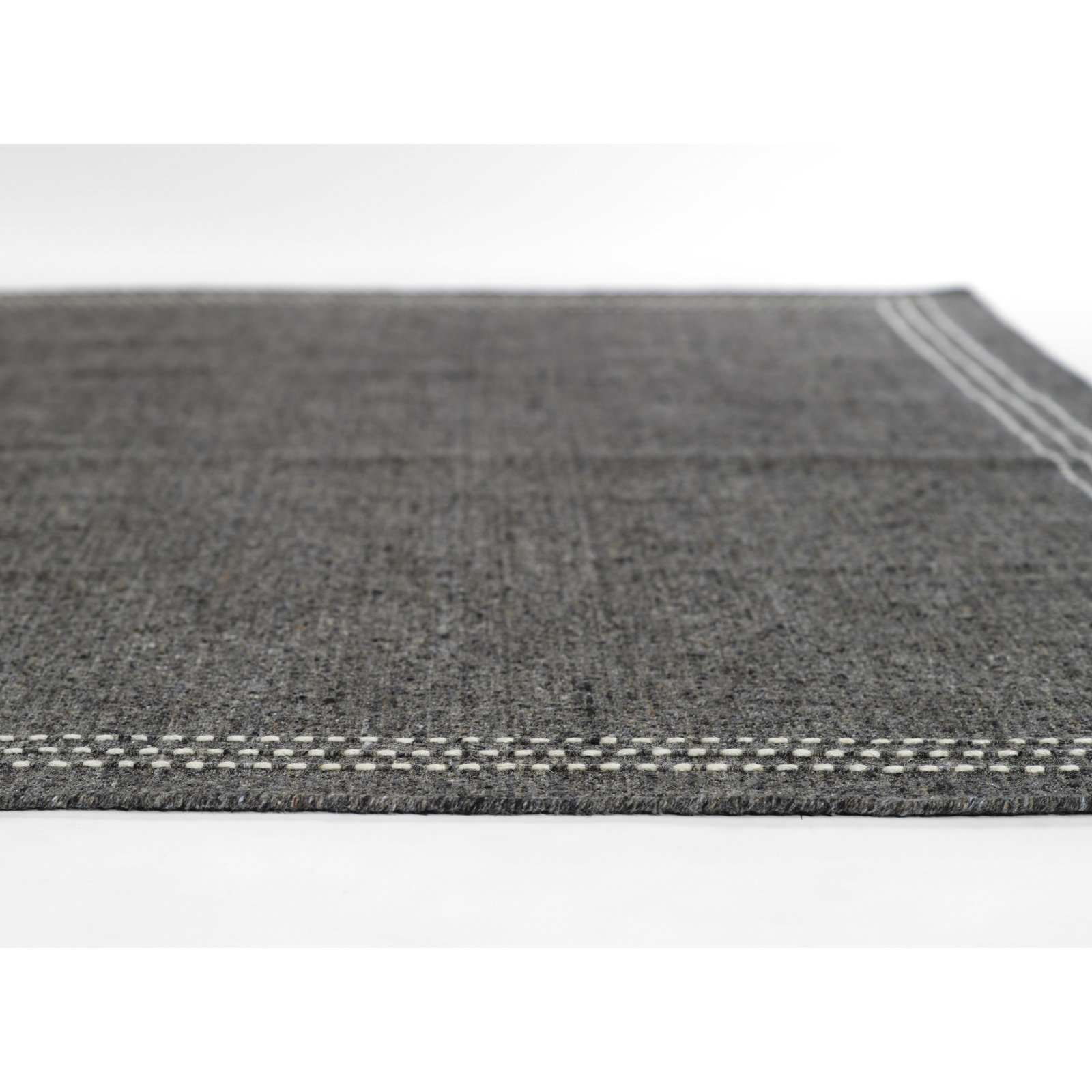 Momeni Oliver Solid Wool and Polyester Hand Loomed Charcoal Area Rug, Rectangle 5' x 8'