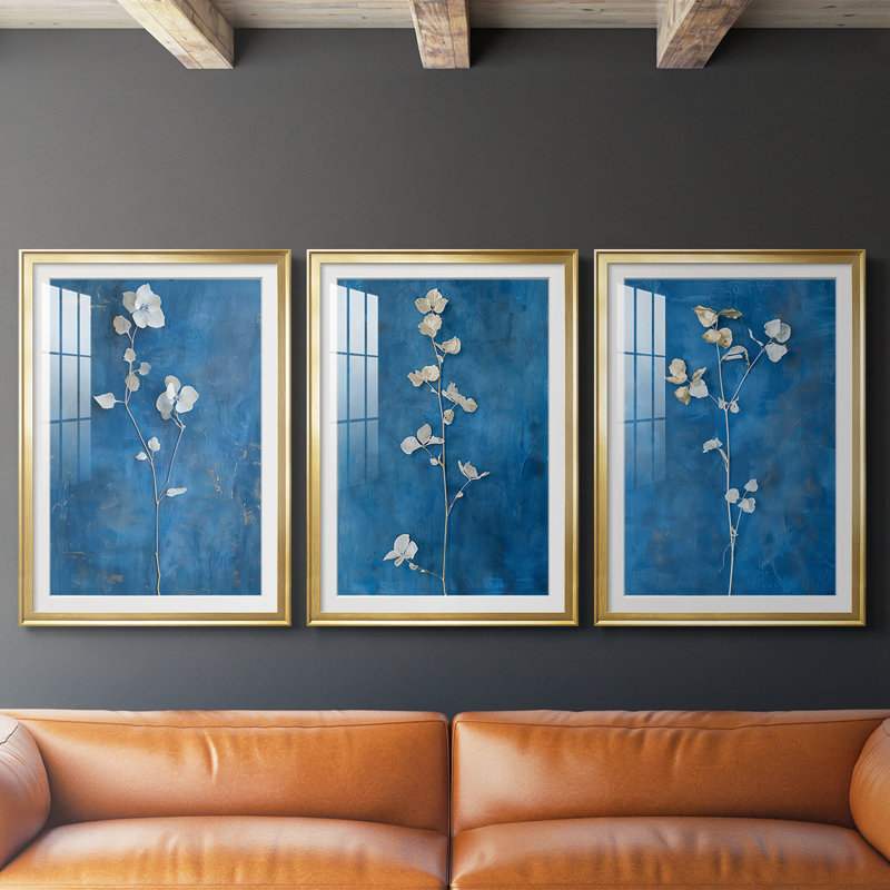 FLORAL Series Lxx - Impression encadrée sur mesure de qualité supérieure - 3 pièces, H 19 po x l 27 po, Doré