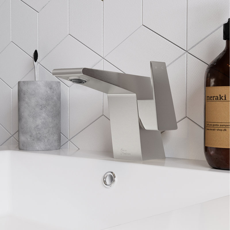 Carre Single Hole, Single-Handle, Bathroom Faucet, Brushed Nickel