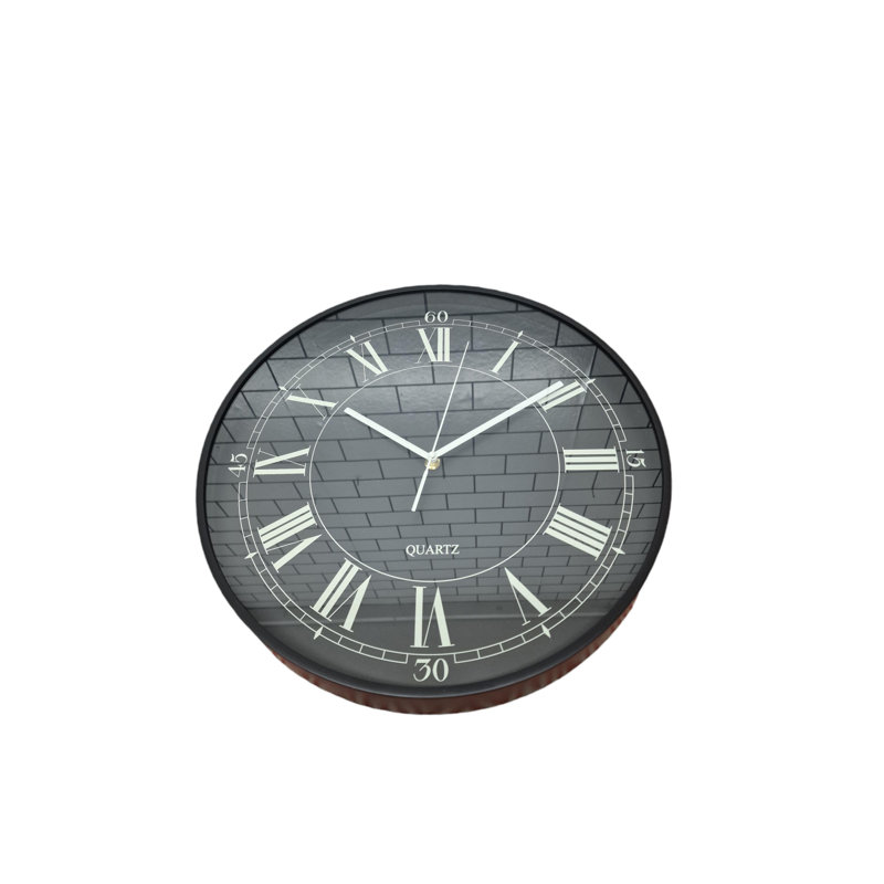 Geko Wall Clock, Black