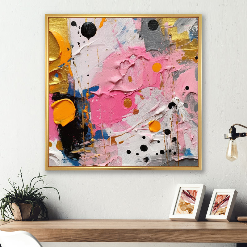 Rose et gris géométrique I, reproduction d'art sur toile, Cadre flottant doré, H 36 po x l 36 po x P 1,5 po