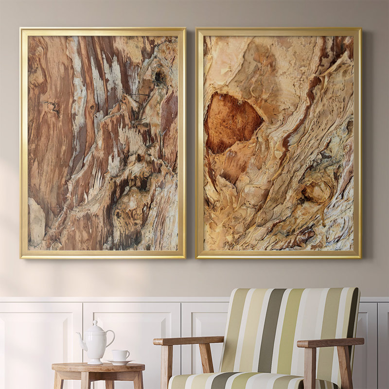 «Tree Texture Triptych I», toile encadrée de qualité supérieure - prête à être accrochée, H 30,5 po x l 45 po, Or