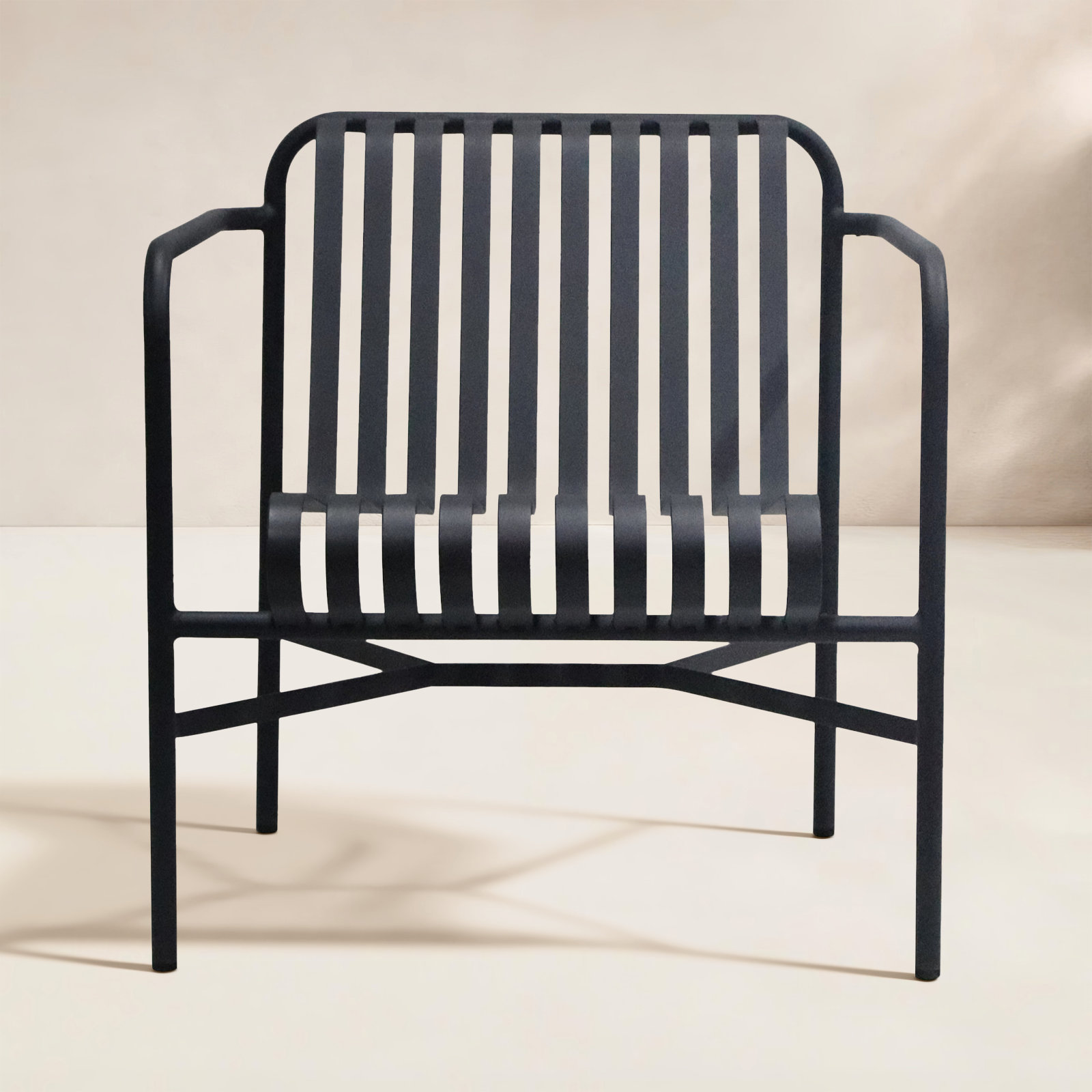 Abra Patio Lounge Chair, Black