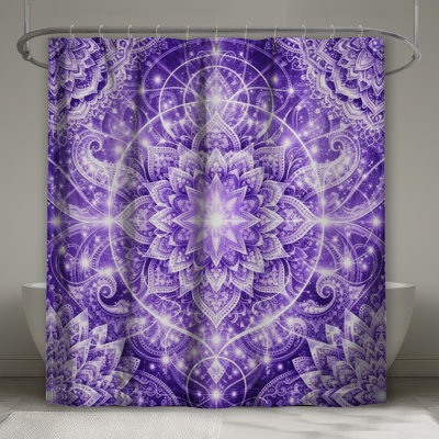 Rideaux de douche mauve complexe
