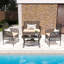 Ensemble de 4 meubles de patio pour l'extérieur, chaises de conversation en osier de rotin PE avec table en verre trempé et coussins moelleux pour piscine ou pelouse
