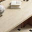 Table de salle à manger moderne et minimaliste-108976447