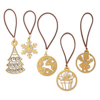 0.02'' Handmade Geometric Shapes Fabric Holiday Shaped Ornament