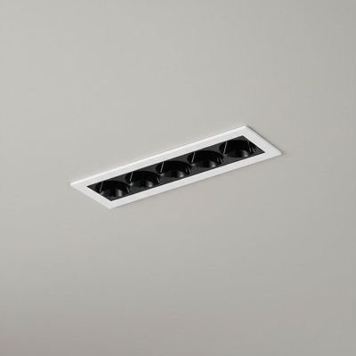 UltraBeam 10 Watt Recessed Linear Downlight