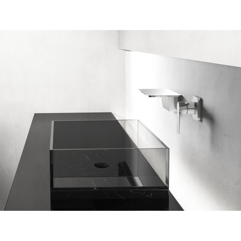 Robinet de lavabo pour salle de bain Waterfall, produit en laiton fin, à fonction unique pour faciliter la température de l'eau et moduler le débit, pour utiliser l'espace du comptoir de manière efficace,
