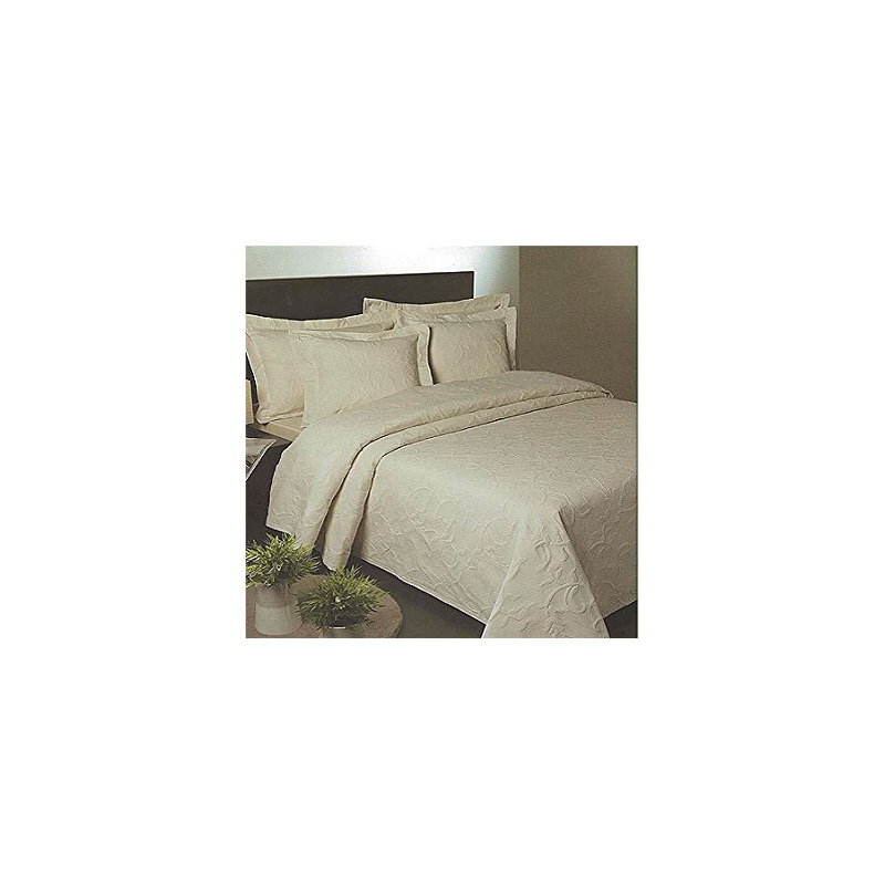Florentina Heavyweight Matelasse Bedspread, Cream, King Bedspread